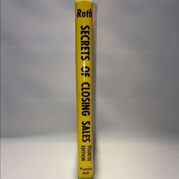 Secrets of Closing Sales Book - Picture 3 of 3